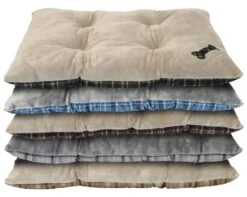 Cozy Pet Assorted Tufted Reversible Plaid Pillow Dog Bed 40″
